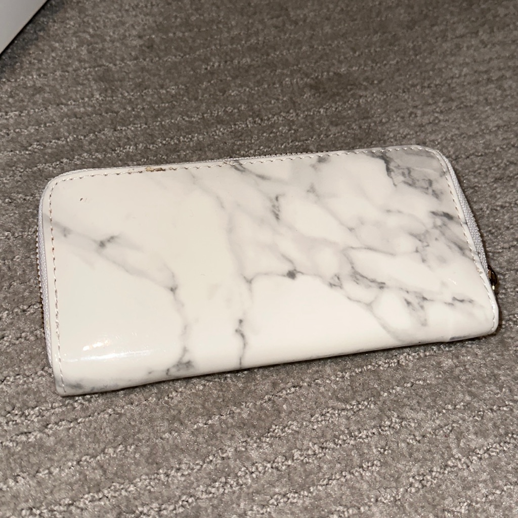 Marble Wallet.